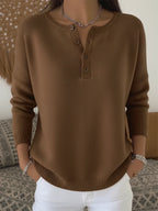Helena™ | Sweter z dzianiny Henley zapinany na guziki