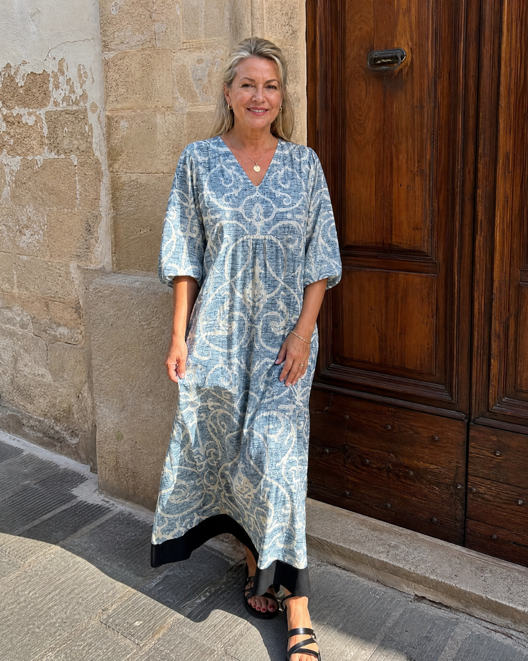 Lumera | Sukienka midi z nadrukiem w stylu vintage z miękkiego materiału